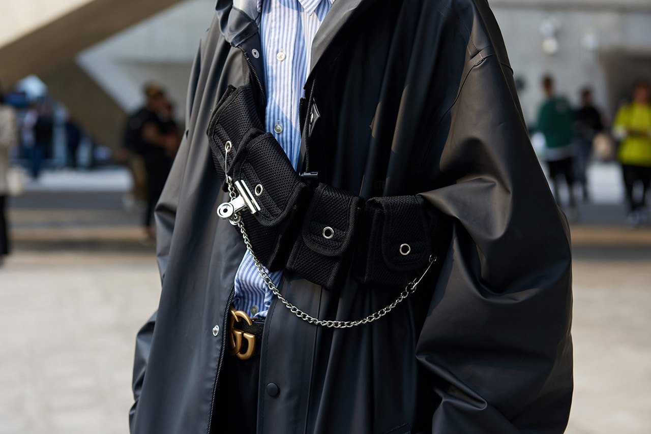 Seoul Fashion Week Spring/Summer 2019 Street-Style Part 1 Prada Raf Simons Joy Division Custom Denim Alyx Accessories Balenciaga A-COLD-WALL* ACW Undercover Chanel Thrasher Supreme Off-White x Nike "Spooky Pack" Blazer