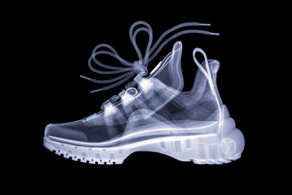 Sneaker X-Ray Photoseries Hugh Turvey yeezy desert rat 500 balenciaga triple s gucci sega louis vuitton archlight nike air vapormax flyknit fila disruptor 