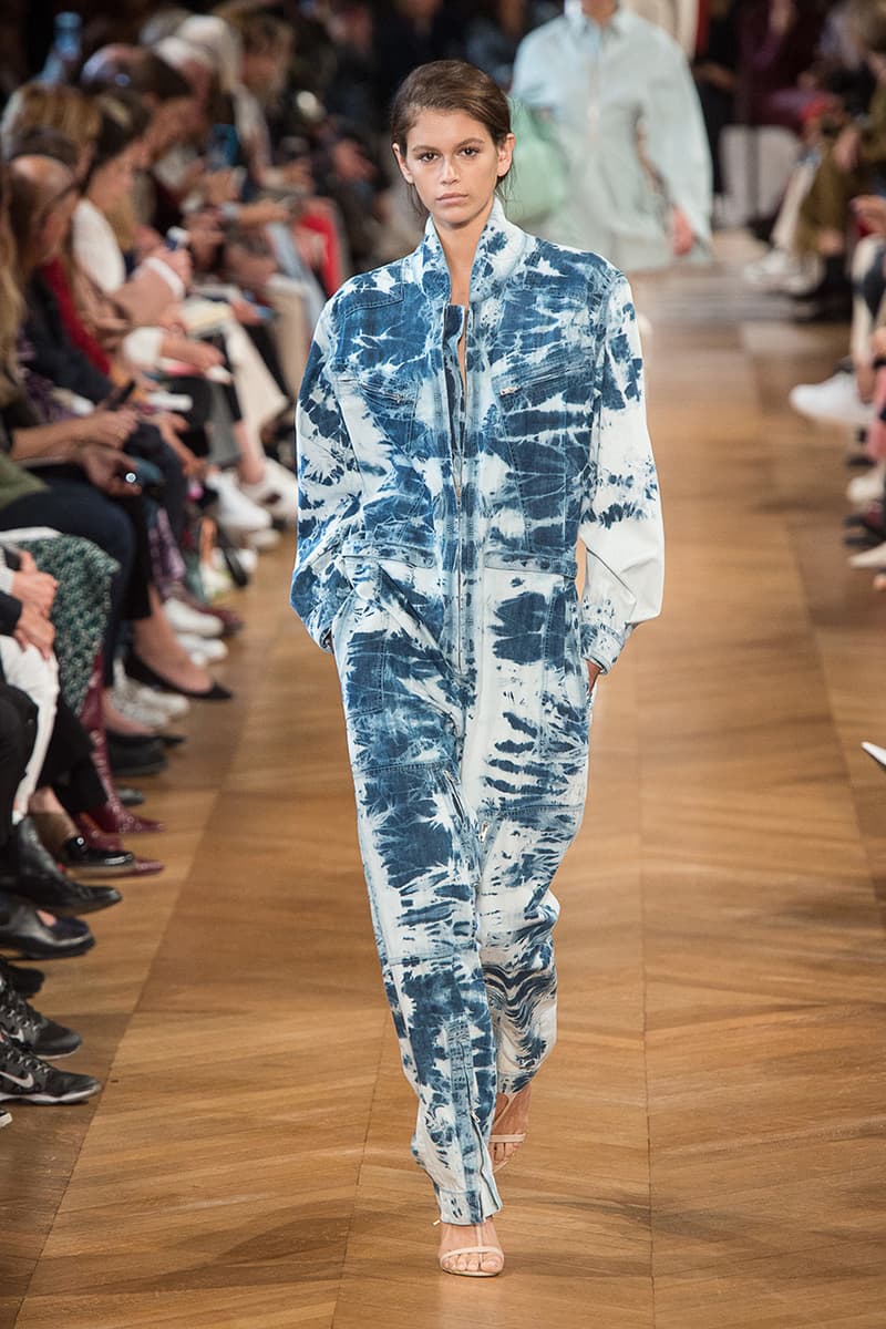 Stella McCartney spring summer 2019 paris fashion week runway show tie dye suit menswear