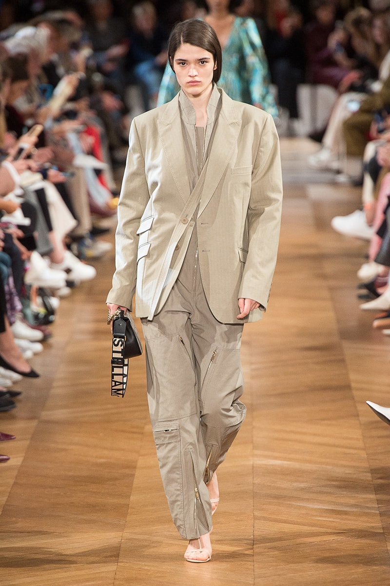 Stella McCartney spring summer 2019 paris fashion week runway show tie dye suit menswear