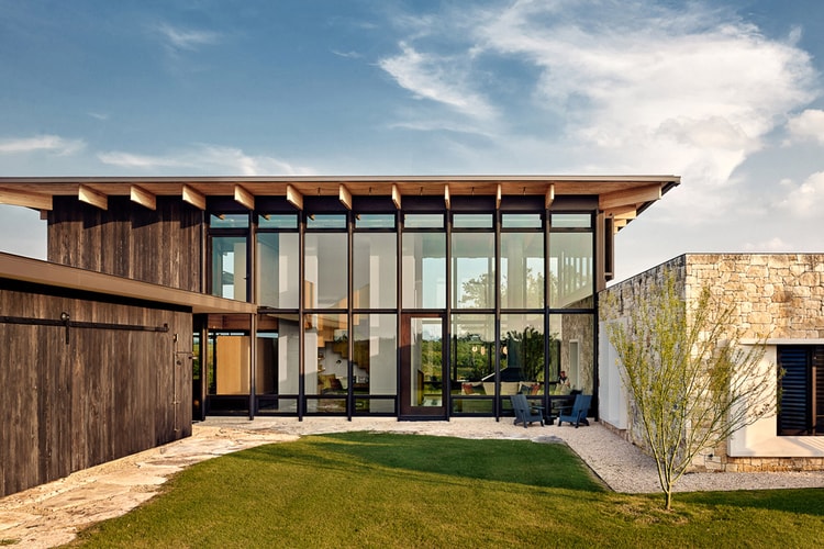 Texas Retreat Strikes Balance Between Rustic & Refined