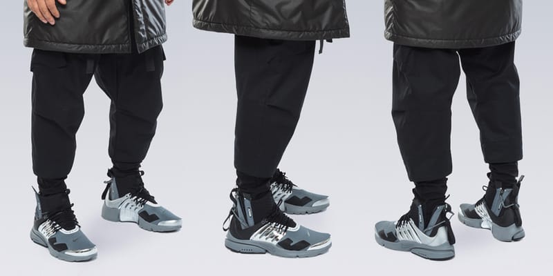 nike acronym black