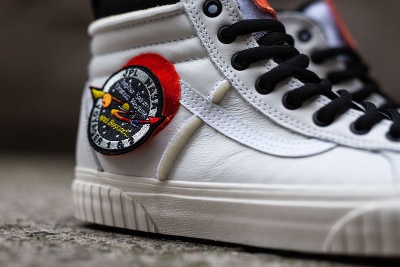 Vans Nasa Space Voyager Capsule Full Look Old Skool SK8-Hi True White Firecracker orange Black info Release Date