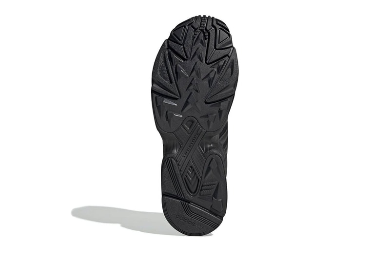 adidas yung 96 triple black sneaker