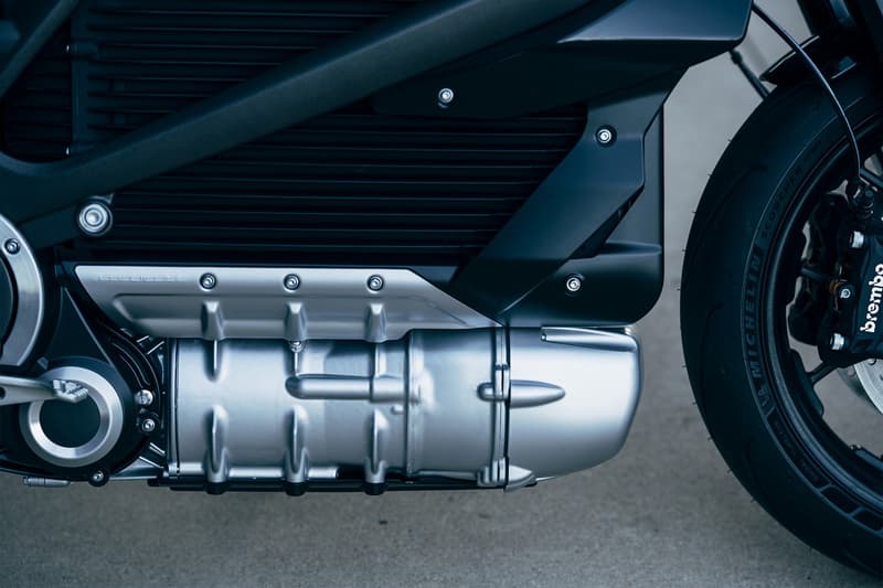 Harley Davidson LiveWire Electric Motorcycle Info two-wheels motorbikes HD Ironhead Bikes EV electric motorcycles speed urban environment classic roadster