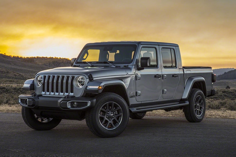 Jeep Debuts First Pickup Truck in Nearly Three Decades, the Gladiator