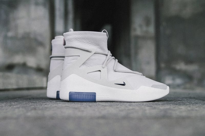 Nike Air Fear of God 1 Sneakers Closer 