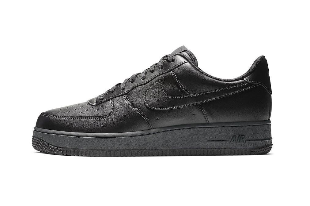 Nike Air Force 1 Flyleather Triple Black Black Friday Release sustainability 