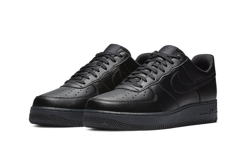 Nike Air Force 1 Flyleather Triple Black Black Friday Release sustainability 