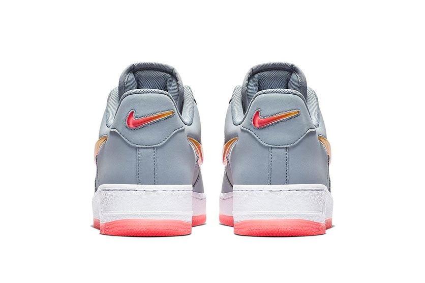 Air Force 2 Snake Effect Sneakers in Pink - Nike