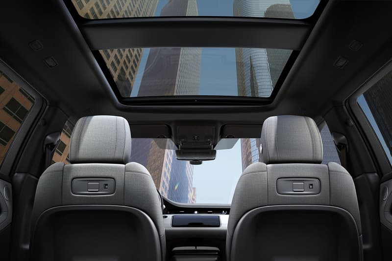 Range Rover Evoque 2020 new luxury suv car automobile jaguar land rover remodel redesign details specs photos images release date price