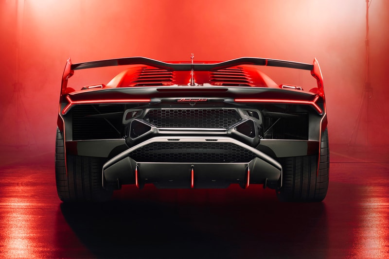 Lamborgini SC18 Alston Official Look Road Legal Track Car Squadra Corse Red Black Centro Stile