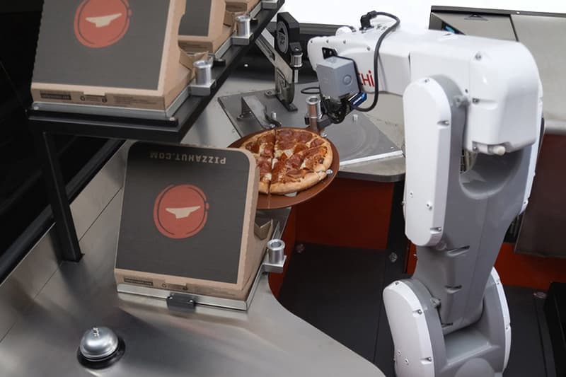 Toyota Pizza-Hut Toyota Tundra PIE Pro truck food pizza engineering vehicles cooking snacks trucks