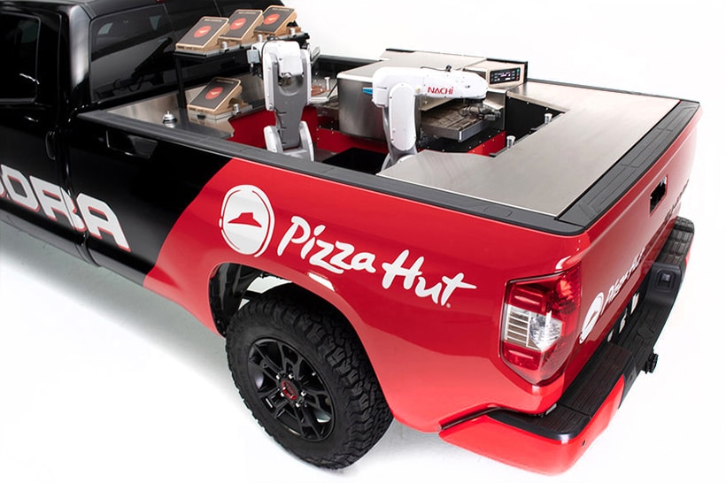 Toyota Pizza-Hut Toyota Tundra PIE Pro truck food pizza engineering vehicles cooking snacks trucks 