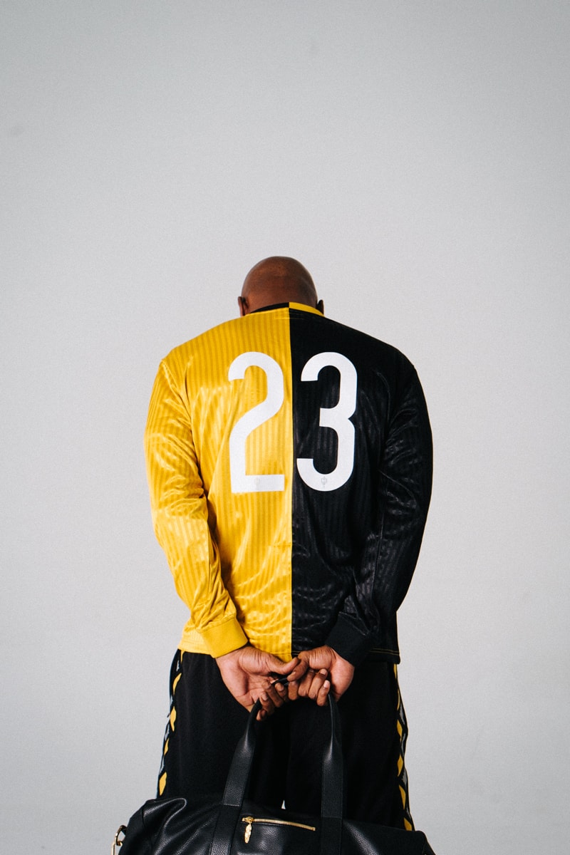 Quentin Richardson Darius Miles Model Capsule Trophy Room Mitchell & Ness and nba los angeles clippers sweats sweatsuit hoodie sweatpants jersey kit 1996 nba all star game jersey shorts uniform fist head soccer