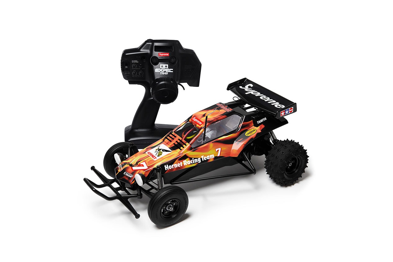 Supreme Fall/Winter 2018 Drop 12 Release Info RC Car Supreme TTT Sweaters Totes The Trilogy Tapes Answer in Past Life Gucci x Dover Street Market Kids See Ghosts Camp Flog Gnaw Babylon LA WACKO MARIA Cherry Los Angeles Nike Nigeria Restock World Cup