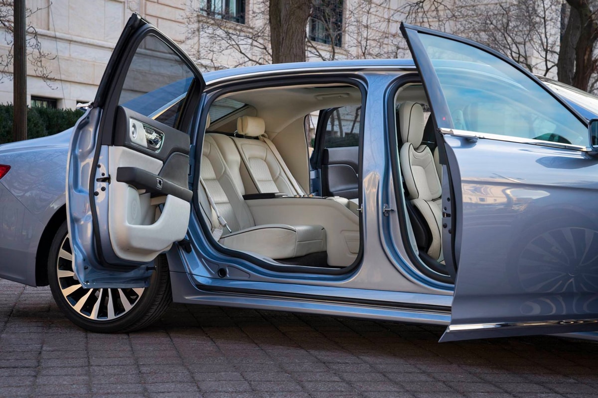 2019 Suicide Door Special Edition Lincoln Continental 80 birthday anniversary Coach Door Edition