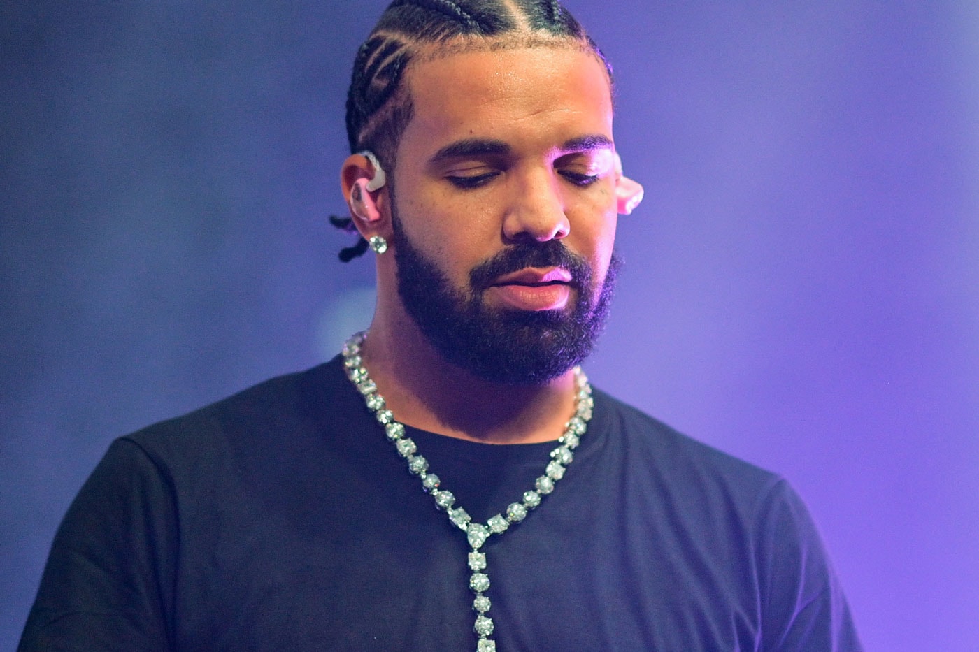 A Bizarre Error Prevented Drake's "Hotline Bling" From Receiving a Grammy Nomination