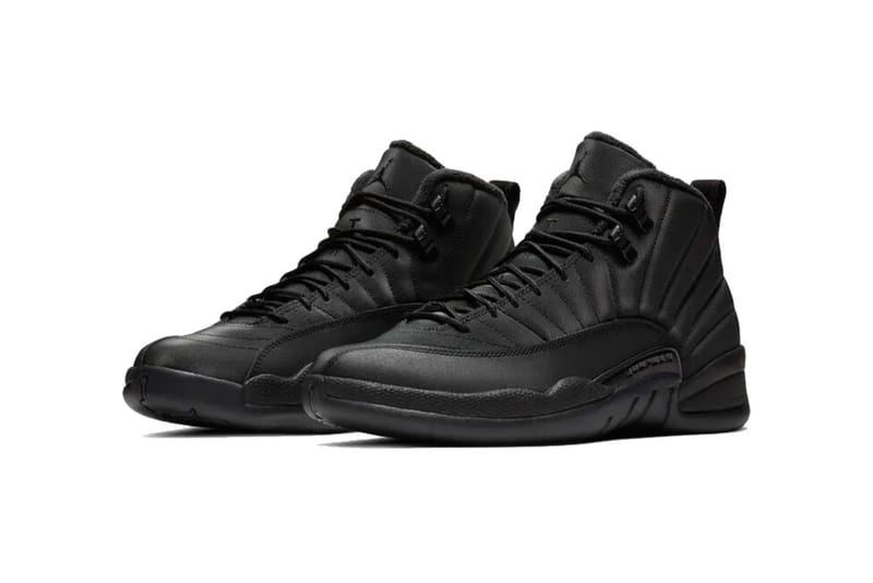 Air Jordan 12 Winterized Black 