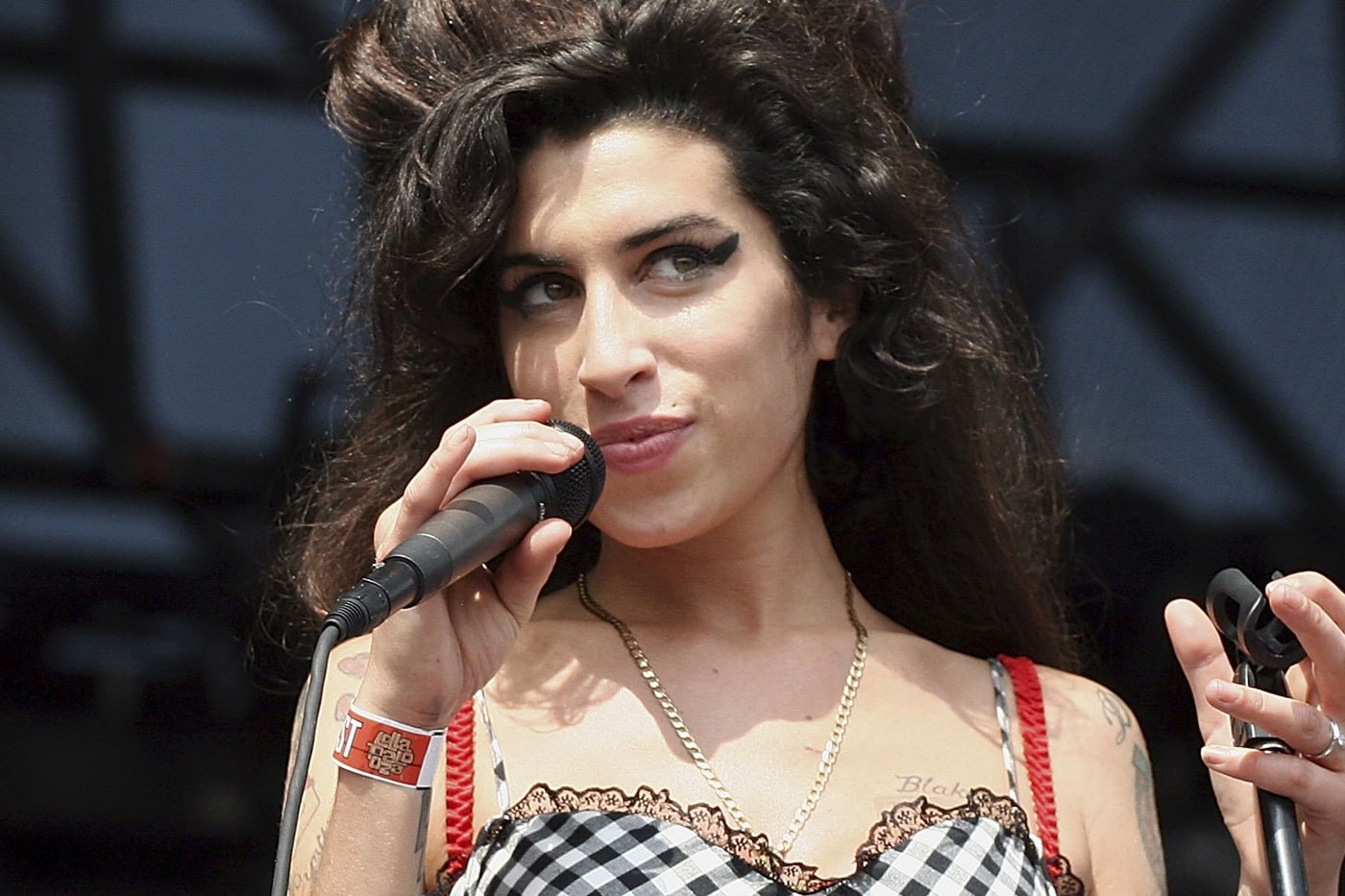 Amy Winehouse - Stronger Than Me (Mokoa X Mogul Remix)