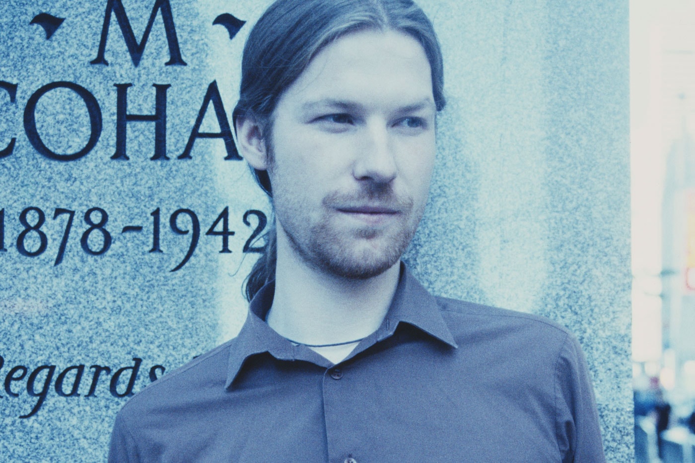 Aphex Twin Continues to Experiment with "T17 Phase Out"