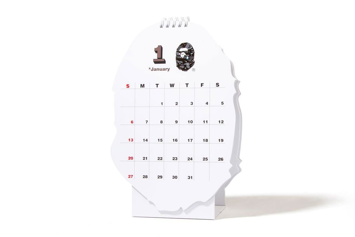 BAPE 2019 New Year's Gifts a bathing ape ape head red envelops chinese new year gold calendar  