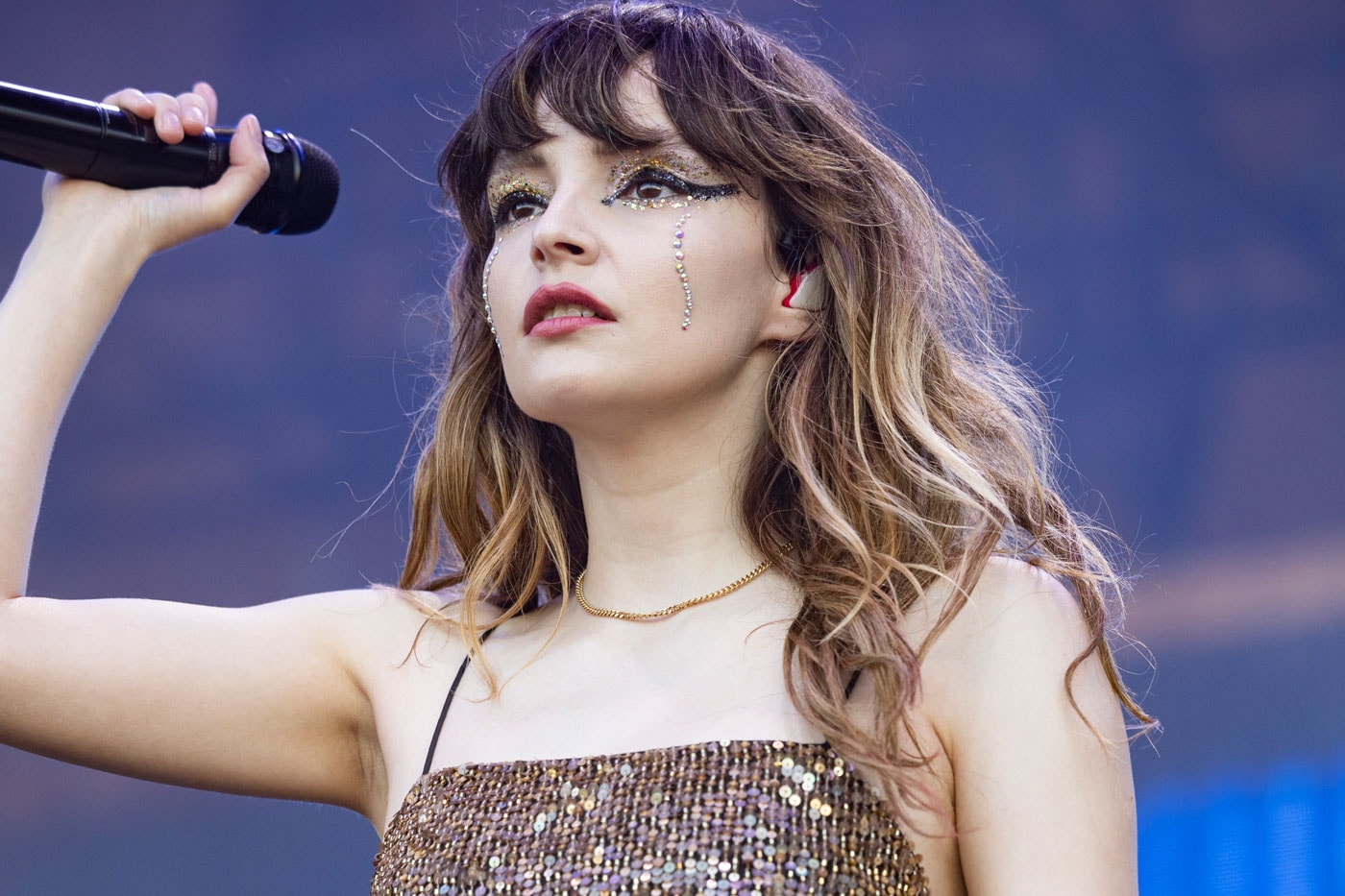 CHVRCHES Transform Tacky Teenage Poetry Into Full Song
