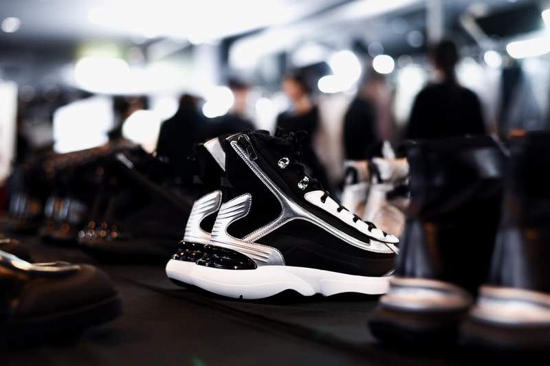 Dior Pre-Fall 2019 Tokyo Backstage First Closer Look Fashion Clothing High-end Collection Runway Kim Jones Yoon Hajime Sorayama Matthew M Williams AMBUSH ALYX Details Key Pieces Stand Out