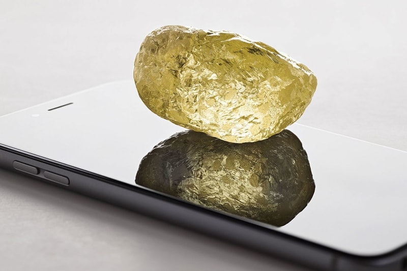 Worlds Largest Diamond Unearthed in Canada Dominion Diamond Mines ULC precious stones carat 