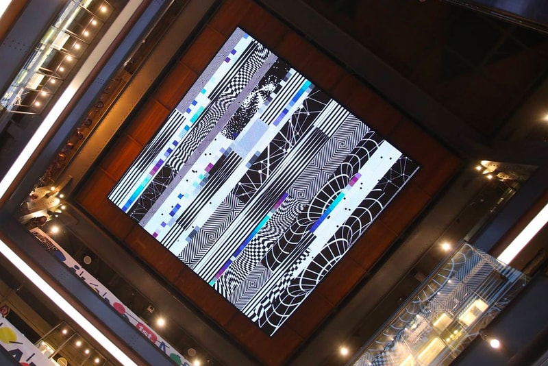 Flipe Pantone W3-Dimensional Park Bangkok Siam Center artwork installations color Thailan paintings futuristic 