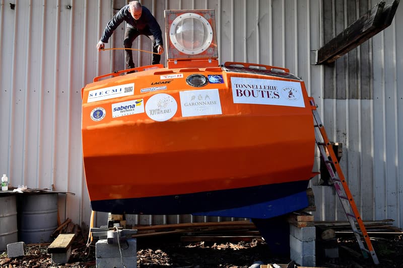 Frenchman Float Across Atlantic Ocean Barrel Jacques Savin current ship