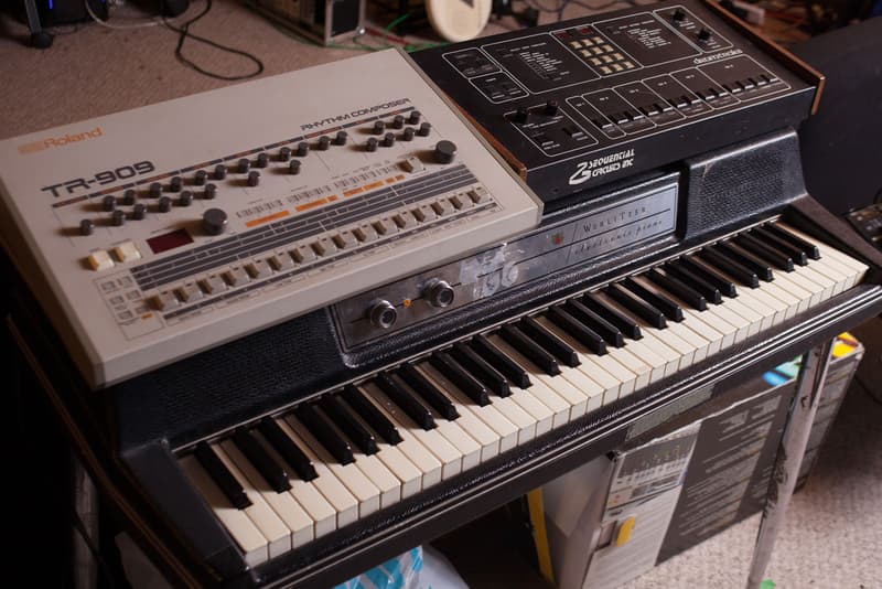 Play a Roland TR-909 Drum Machine in Your Browser