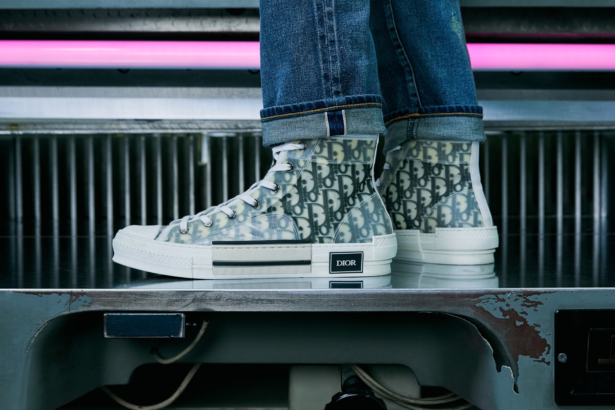 Dior x kaws shoes price Clearance
