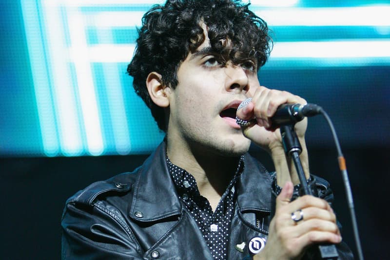 Neon Indian – Children of the Revolution (T. Rex cover)