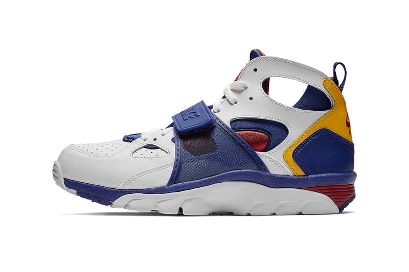 nike huarache white and blue