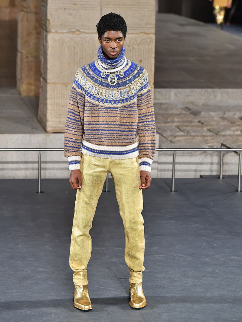 Chanel Métiers d’Art pre-fall 2019 pharrell runway fashion show metropolitan museum of art egypt temple of dendur