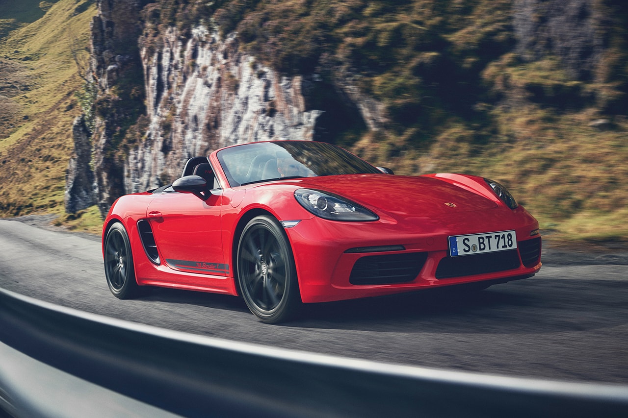 Porsche Cayman Boxster T 718 2019 release first look details functions technical specifics buy purchase order