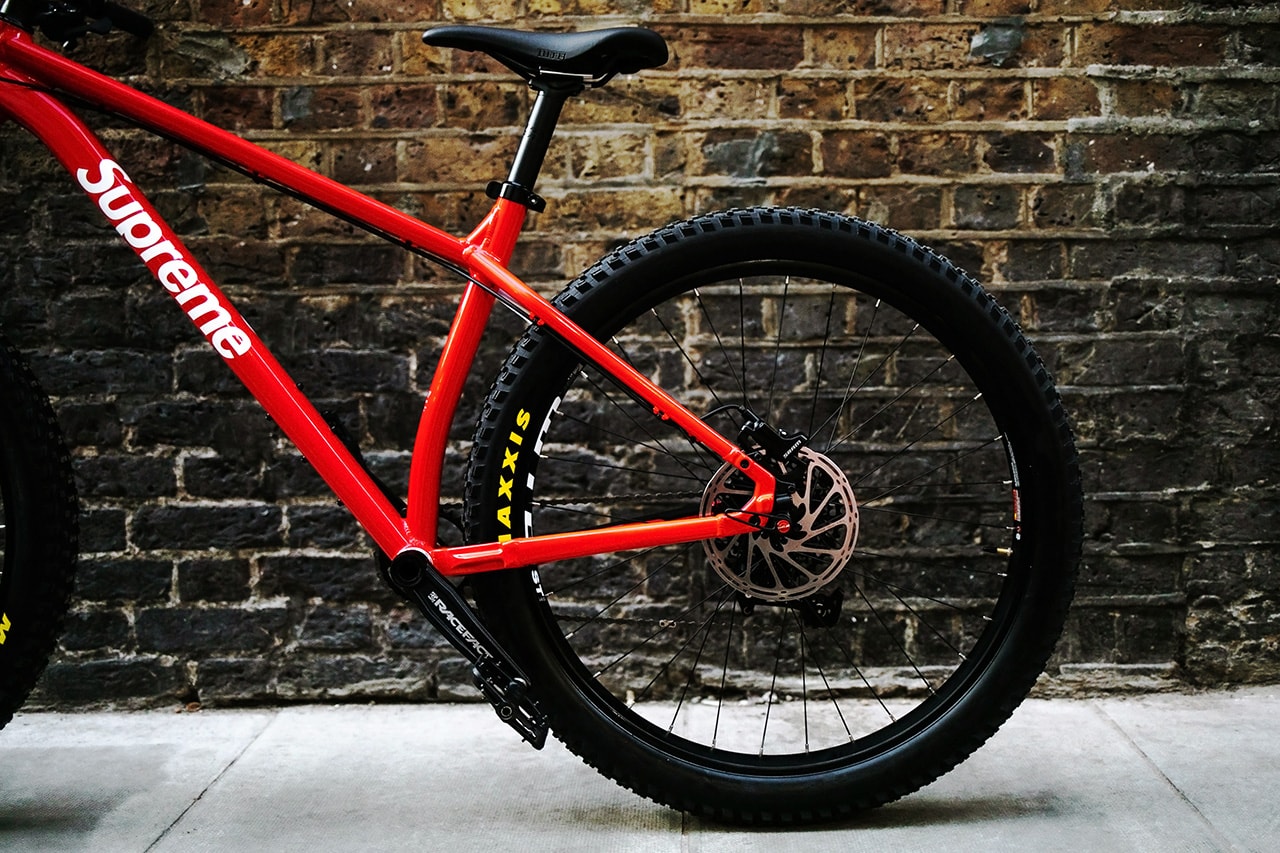 Supreme Santa Cruz Chameleon 27.5"+ Complete Mountain Bike red logo black tires frame wheel saddle