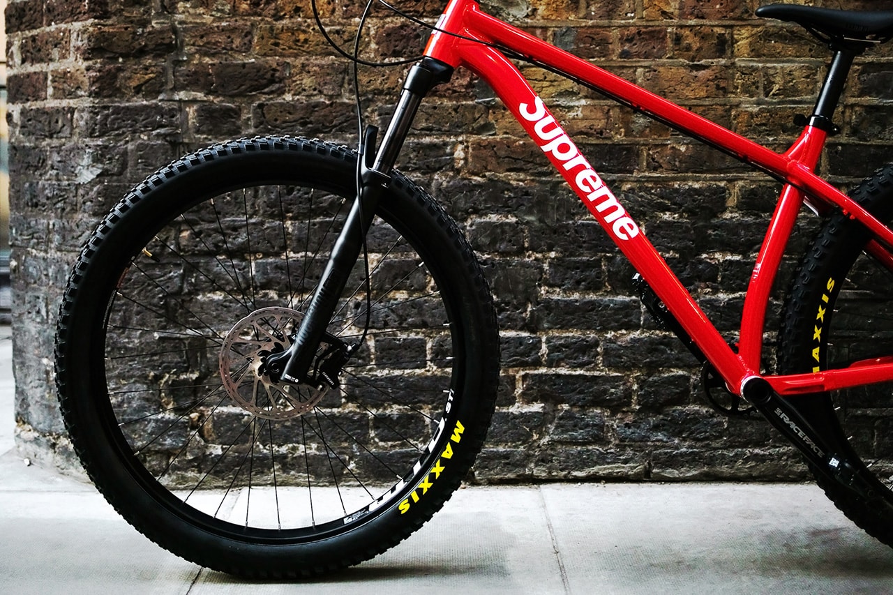 Supreme Santa Cruz Chameleon 27.5"+ Complete Mountain Bike red logo black tires frame front wheel spokes
