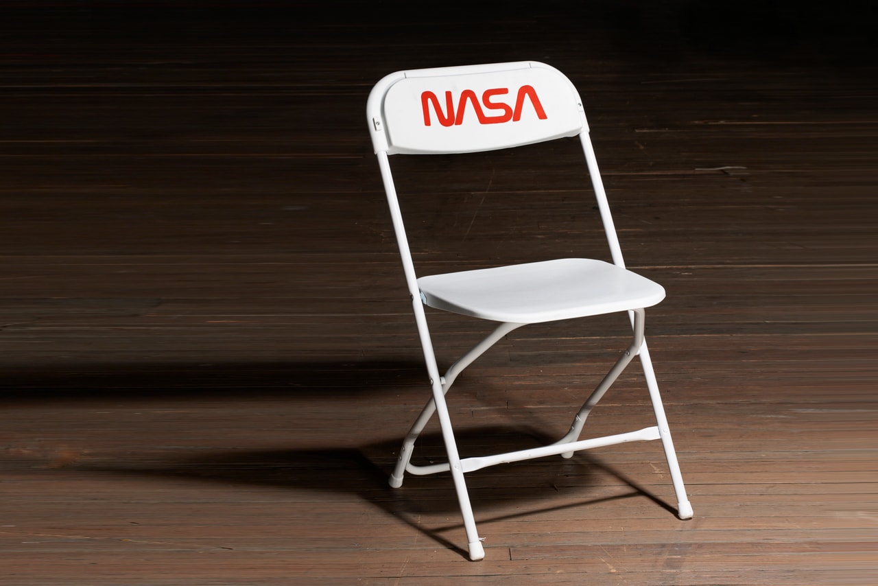 Tom Sachs Mars Space Program Foldable Chair Art Samsonite Mission Control Audience White Red Seat