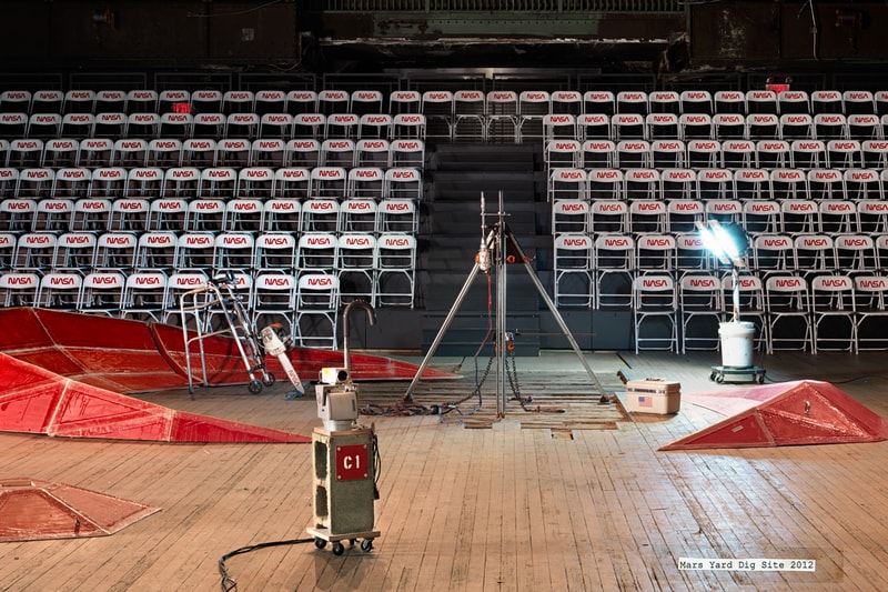 Tom Sachs Mars Space Program Foldable Chair Art Samsonite Mission Control Audience White Red Seat