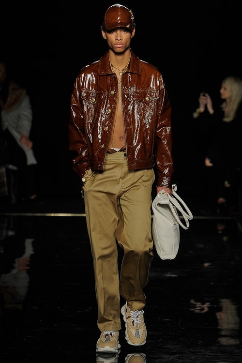 versace pre fall 2018 collection fw18 2019 winter autumn clothes first american show runway safety pin dress