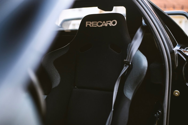 1994 Venturi 400 GT Trophy Coupe images look black exterior Claude Poiraud Gérard Godfroy French France supercar car automotive twin-turbo v6 181 mph 