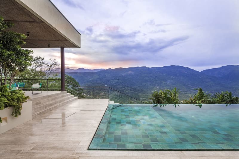Dos Maderos House Jaime Rendon Arquitectos design structure house interior Medellín Colombia