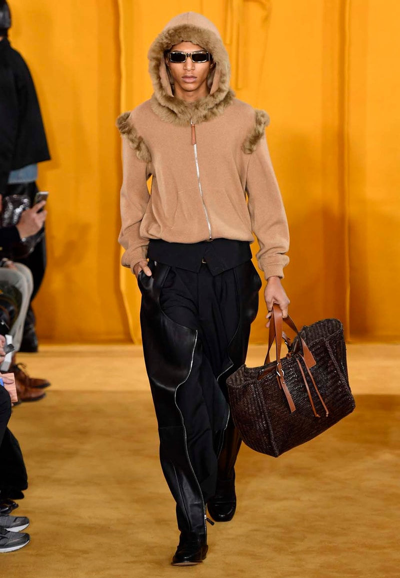 LOEWE Fall Winter 2019 Paris Fashion Week