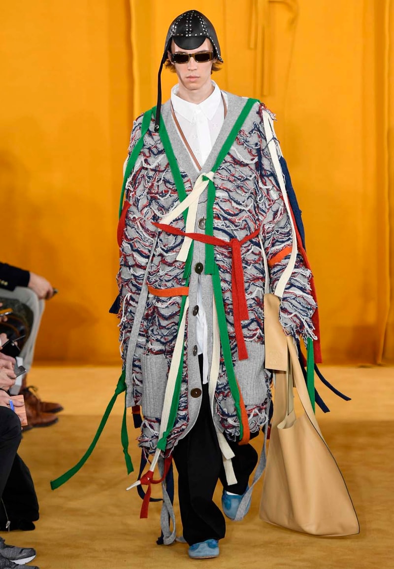 LOEWE Fall Winter 2019 Paris Fashion Week 