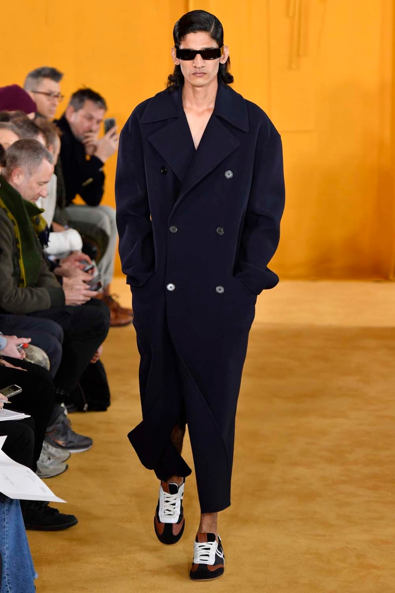 LOEWE Fall Winter 2019 Paris Fashion Week 