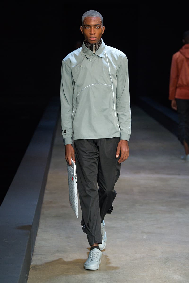 A-COLD-WALL* Fall Winter 2019 London Fashion Week Mens Runway Presentation Samuel Ross Nike Zoom Vomero +5 Show Collection BIRTH.ORGAN.SYNTH.