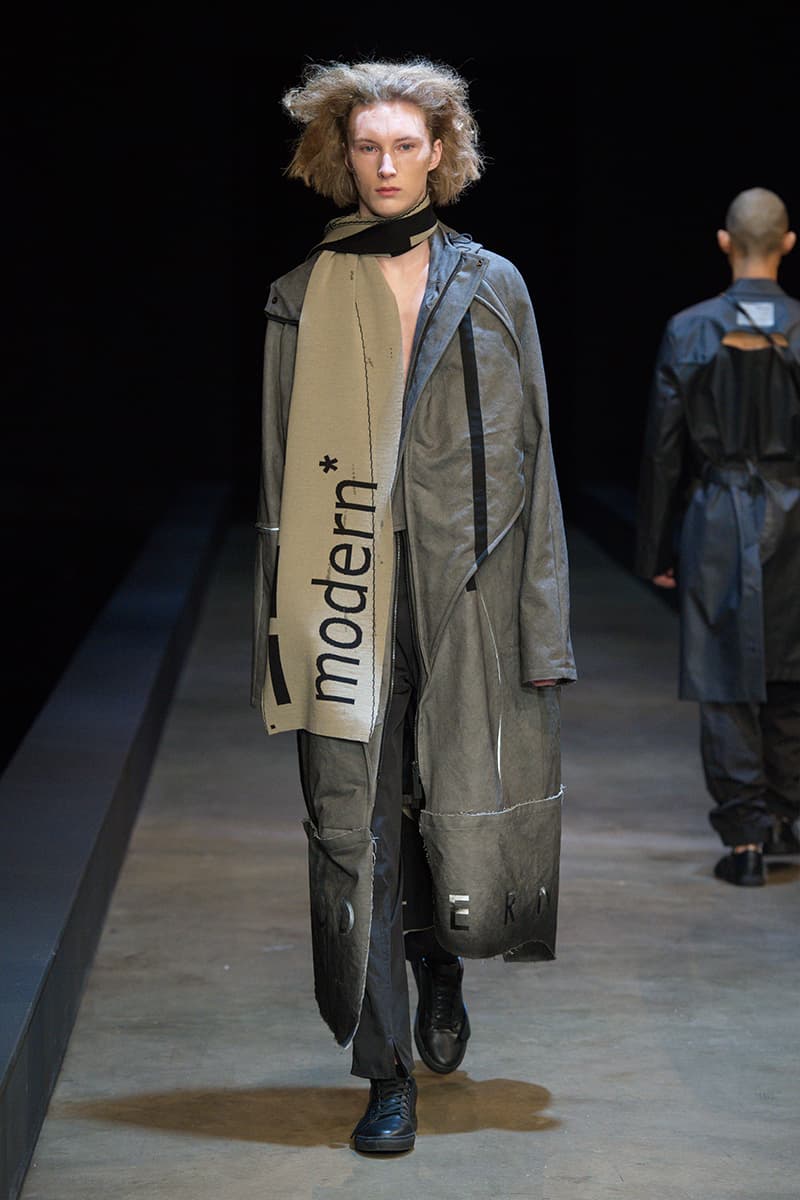 A-COLD-WALL* Fall Winter 2019 London Fashion Week Mens Runway Presentation Samuel Ross Nike Zoom Vomero +5 Show Collection BIRTH.ORGAN.SYNTH.