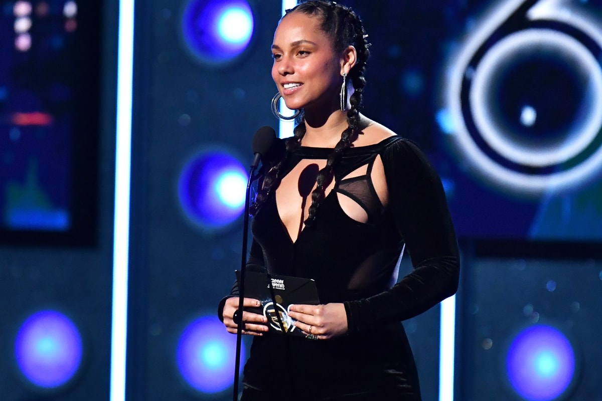 Alicia Keys Host 2019 Grammy Awards James Corden